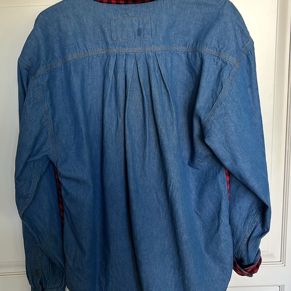 WOOLRICH XL Women’s denim shirt with red and black buffalo plaid. - Picture 7 of 7